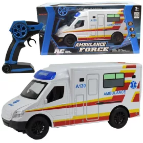 RC Távirányítós fehér Ambulance mentőautó fényeffektekkel 24GHz 112-es méretarány 30cm