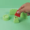 PlayBox Zöld színű homokgyurma vödörben 1kg