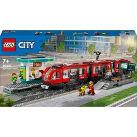 LEGO® City Belvárosi villamos és megálló (60423)