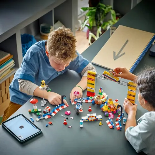 LEGO Super Mario Mario Kart - Baby Peach és a Grand Prix szett 72036