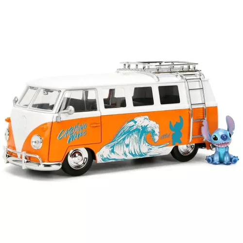 Disney Stitch – 1961 Volkswagen Busz kisautó Stitch figurával 1/24 - Jada Toys