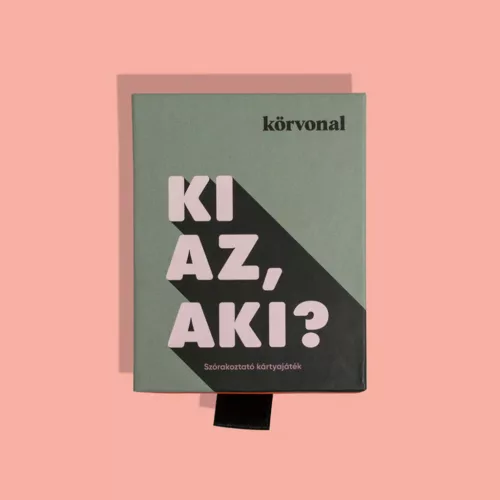 Körvonal ki az aki  milyennek látnak minket a barátaink